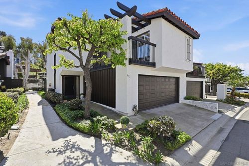 971 Santa Helena Park Ct, Solana Beach, CA, 92075-1537 | Card Image