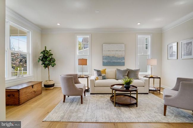 8942 Hubbard Way, House other with 4 bedrooms, 4 bathrooms and null parking in LORTON VA | Image 5