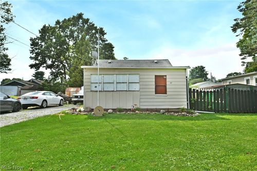 42 Dangel Ave, Akron, OH, 44312-2829 | Card Image