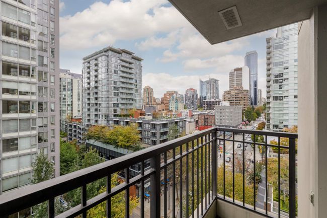 1001 - 989 Richards Street, Condo with 1 bedrooms, 1 bathrooms and 1 parking in Vancouver BC | Image 12
