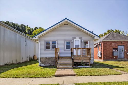 416 Beaver St, Wampum, PA, 16157-1003 | Card Image