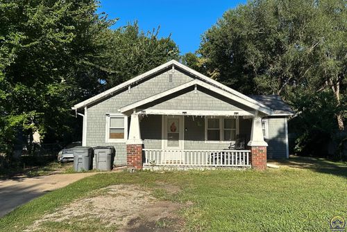 808 Peyton St, Emporia, KS, 66801-3268 | Card Image