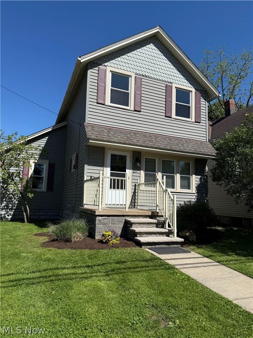 1369 Park Row, Lakewood, OH, 44107-3103 | Card Image