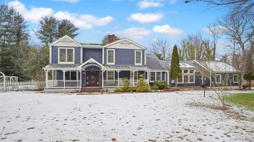 1 Tracklot Rd, Saint James, NY, 11780-3811 | Card Image