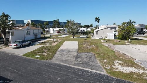 117 Blackbeard Way, FORT MYERS BEACH, FL, 33931-3423 | Card Image
