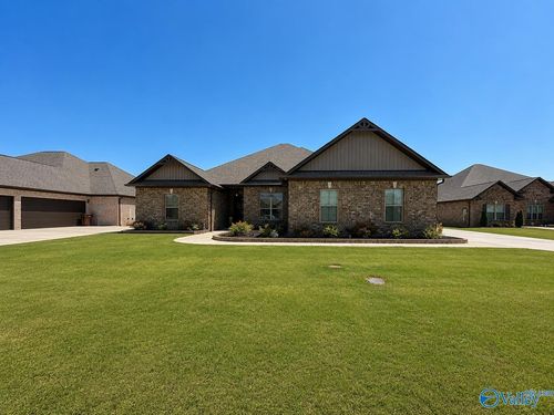 26422 Birkshire Ln, Athens, AL, 35613-8696 | Card Image