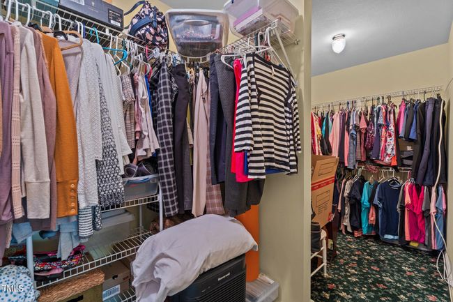 Master closet | Image 28