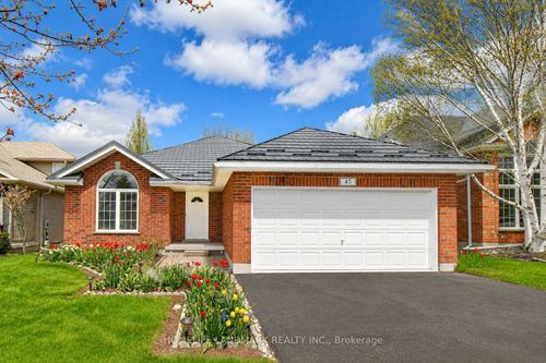 45 Pheasant Run Dr, Guelph, ON, N1C1E7 | Card Image
