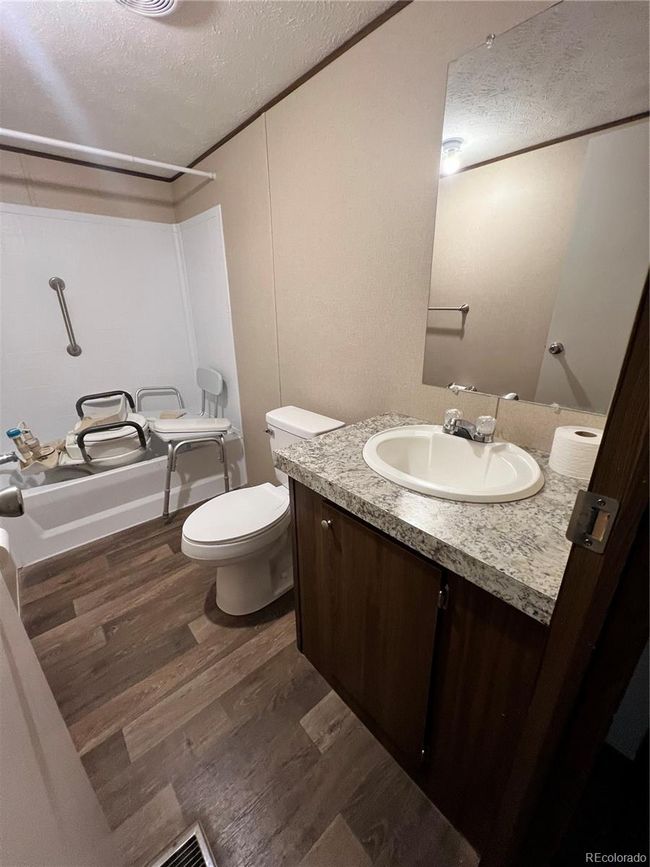 1601 N College Ave, Home with 2 bedrooms, 1 bathrooms and 2 parking in Fort Collins CO | Image 8