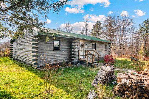 2796 Mountain Rd, Montgomry Ctr, VT, 05471-3127 | Card Image
