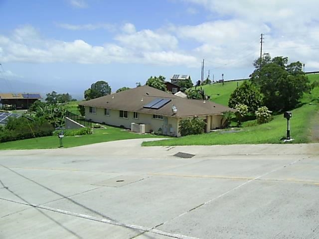 Keanuhea St, Kula, HI 96790