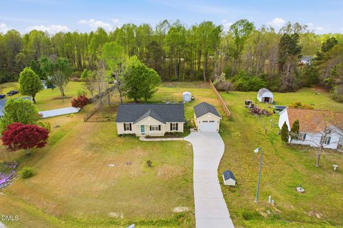 108 Danbury Ct, Willow Spring, NC, 27592-8406 | Card Image