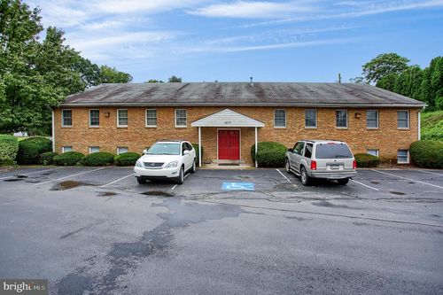 105-1517 Cedar Cliff Dr, CAMP HILL, PA, 17011-7705 | Card Image