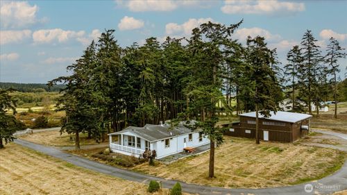 162 W Frostad Rd, Oak Harbor, WA, 98277-9563 | Card Image