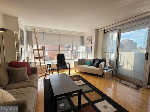615a-224 W Rittenhouse Sq, PHILADELPHIA, PA, 19103-5768 | Card Image
