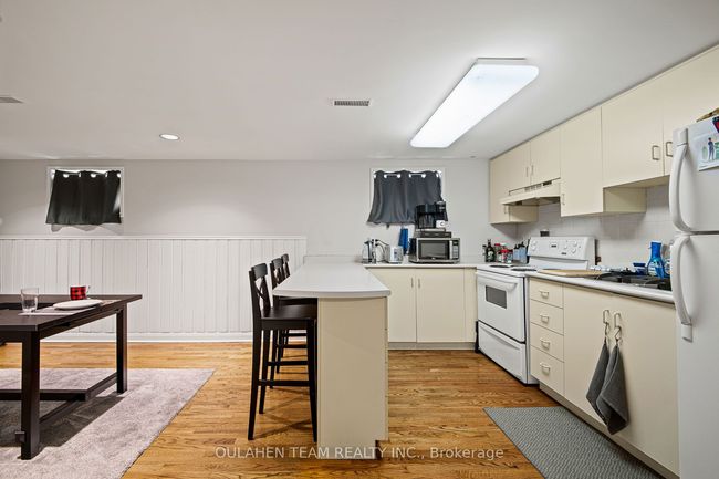 131 Florence Ave, House other with 5 bedrooms, 3 bathrooms and 2 parking in North York ON | Image 30