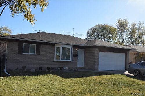 15143 Westlake St, Taylor, MI, 48180-5138 | Card Image