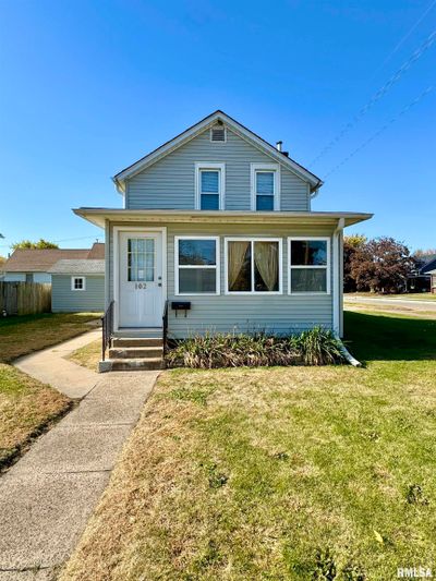 102 S 5 Th Street, House other with 2 bedrooms, 2 bathrooms and null parking in Clinton IA | Image 1