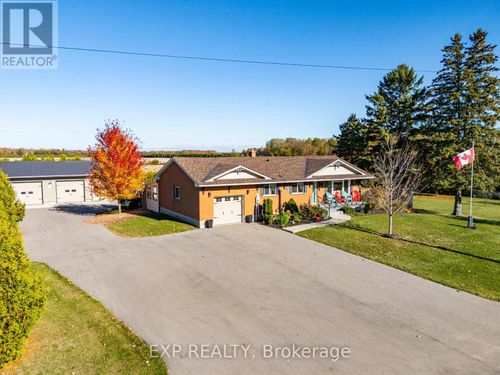 1637 Windham 7, R. R. #3 Road, Norfolk (Vanessa), ON, N0E1V0 | Card Image