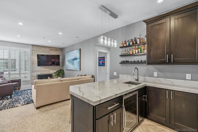 1301 - 5845 Friars Rd, Condo with 3 bedrooms, 2 bathrooms and 2 parking in San Diego CA | Image 7