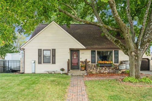 817 Timberline Rd, Monticello, IA, 52310-2043 | Card Image