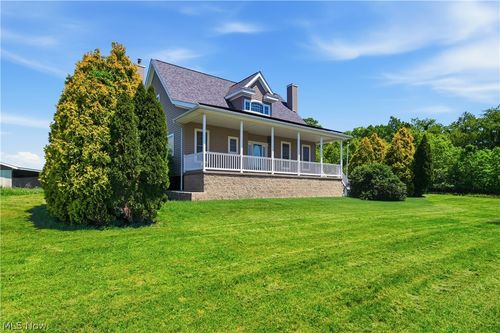 12159 Lawndell Rd Sw, Navarre, OH, 44662-9431 | Card Image