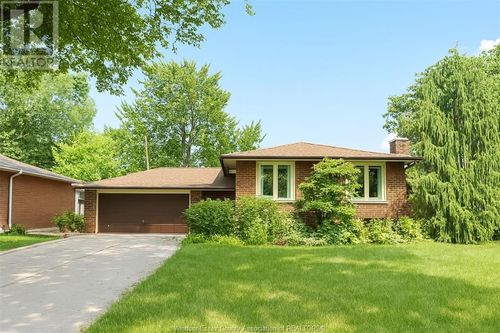 3366 Rankin Ave, Windsor, ON, N9E3C1 | Card Image