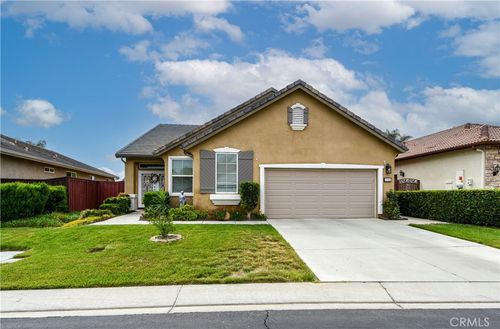 7787 Hagen Cir, Hemet, CA, 92545-8831 | Card Image