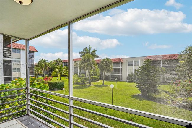 APT-203P - 3774 Inverrary Blvd, Condo with 2 bedrooms, 2 bathrooms and null parking in Lauderhill FL | Image 24