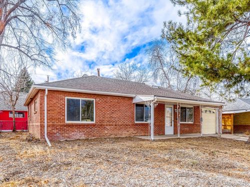 1067 Tucson St, Aurora, CO, 80011-6422 | Card Image