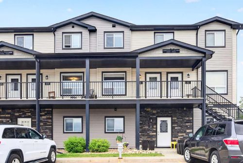 111-81 Willow Road, Blackfalds, AB, T4M0J2 | Card Image