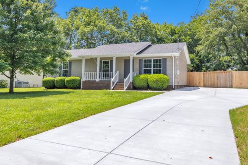 340 Blade St, Gallatin, TN, 37066-5301 | Card Image