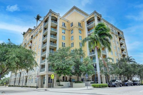 307-403 N Sapodilla Avenue, West Palm Beach, FL, 33401 | Card Image