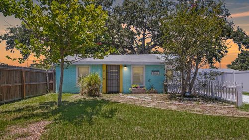 5119 23rd Ave S, GULFPORT, FL, 33707-5178 | Card Image