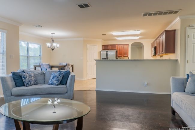 9534 Anderson Way, House other with 3 bedrooms, 3 bathrooms and null parking in Converse TX | Image 31