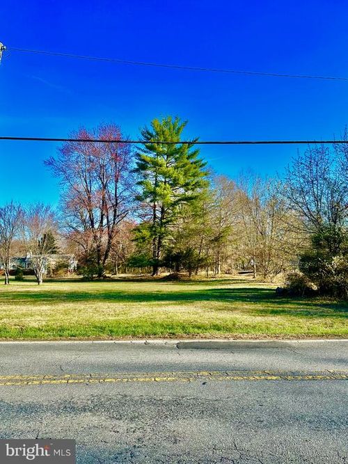 15861 Livingston Rd, ACCOKEEK, MD, 20607-2223 | Card Image