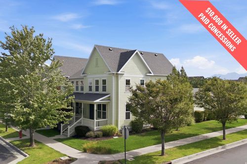 10537 Oquirrh Lake Rd, South Jordan, UT, 84009-5710 | Card Image
