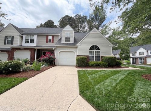 10206 University Park Ln, Charlotte, NC, 28213-4065 | Card Image