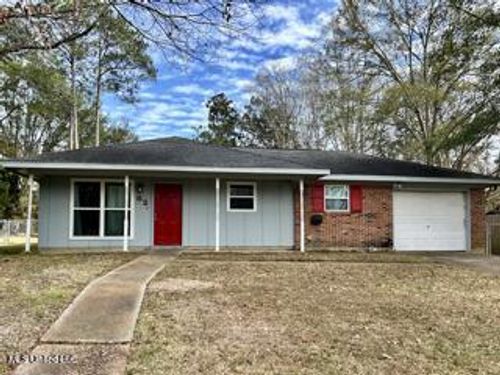 82 Easy St, Gulfport, MS, 39503-2441 | Card Image