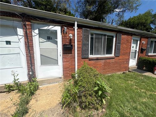 12a-1 Pennridge Ct, Penn Hills, PA, 15235-3854 | Card Image