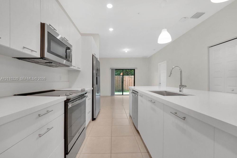 Residential Lease in Doral 5