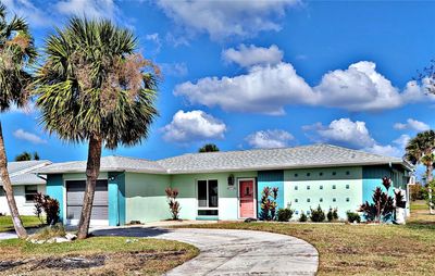 4119 Topsail Trail, House other with 2 bedrooms, 2 bathrooms and null parking in New Port Richey FL | Image 1