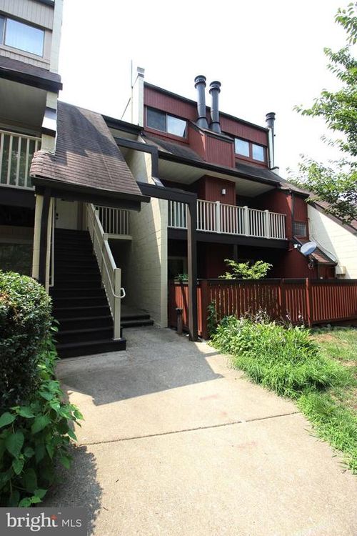 11-3946 El Camino Pl, ALEXANDRIA, VA, 22309-1448 | Card Image