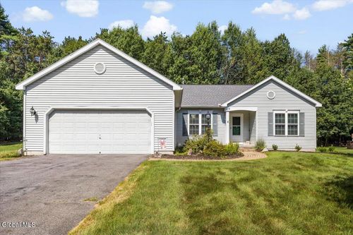 13 Sage Ln, Fort Edward, NY, 12828-2485 | Card Image