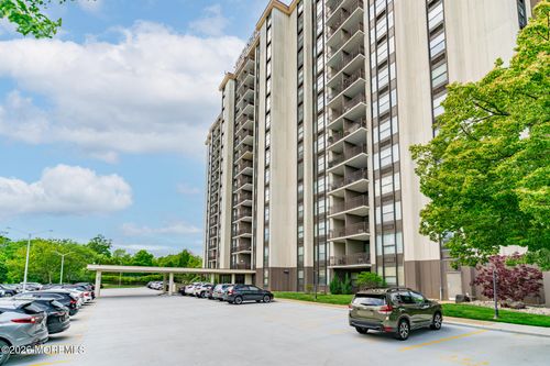 303-1 Scenic Dr, Highlands, NJ, 07732-1329 | Card Image