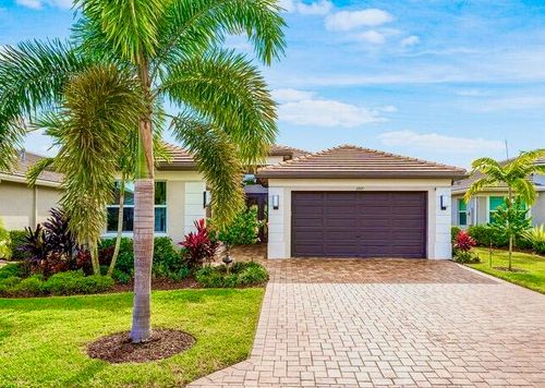 11909 Sw Coral Cove Pkwy, Port St Lucie, FL, 34987-7810 | Card Image