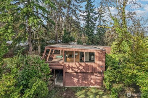 7832 Ne 32nd St, Medina, WA, 98039-1031 | Card Image