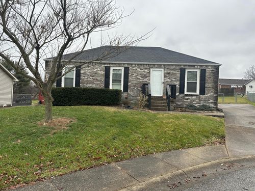1607 Greenland Ct, Shelbyville, KY, 40065-8831 | Card Image