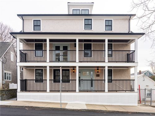 3-7 Dearborn St, Newport, RI, 02840-3476 | Card Image