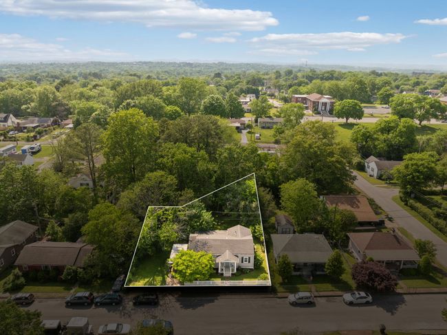 1304 Jones St, House other with 3 bedrooms, 1 bathrooms and 2 parking in Old Hickory TN | Image 84
